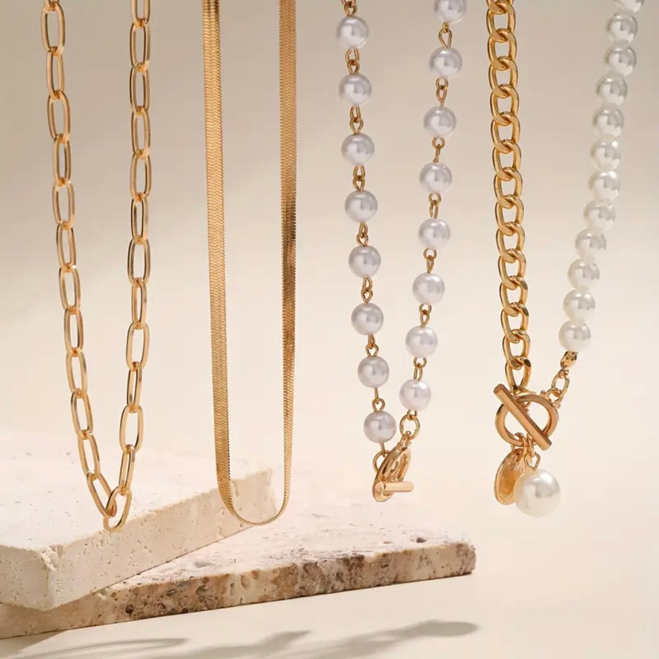 Lustra Necklace