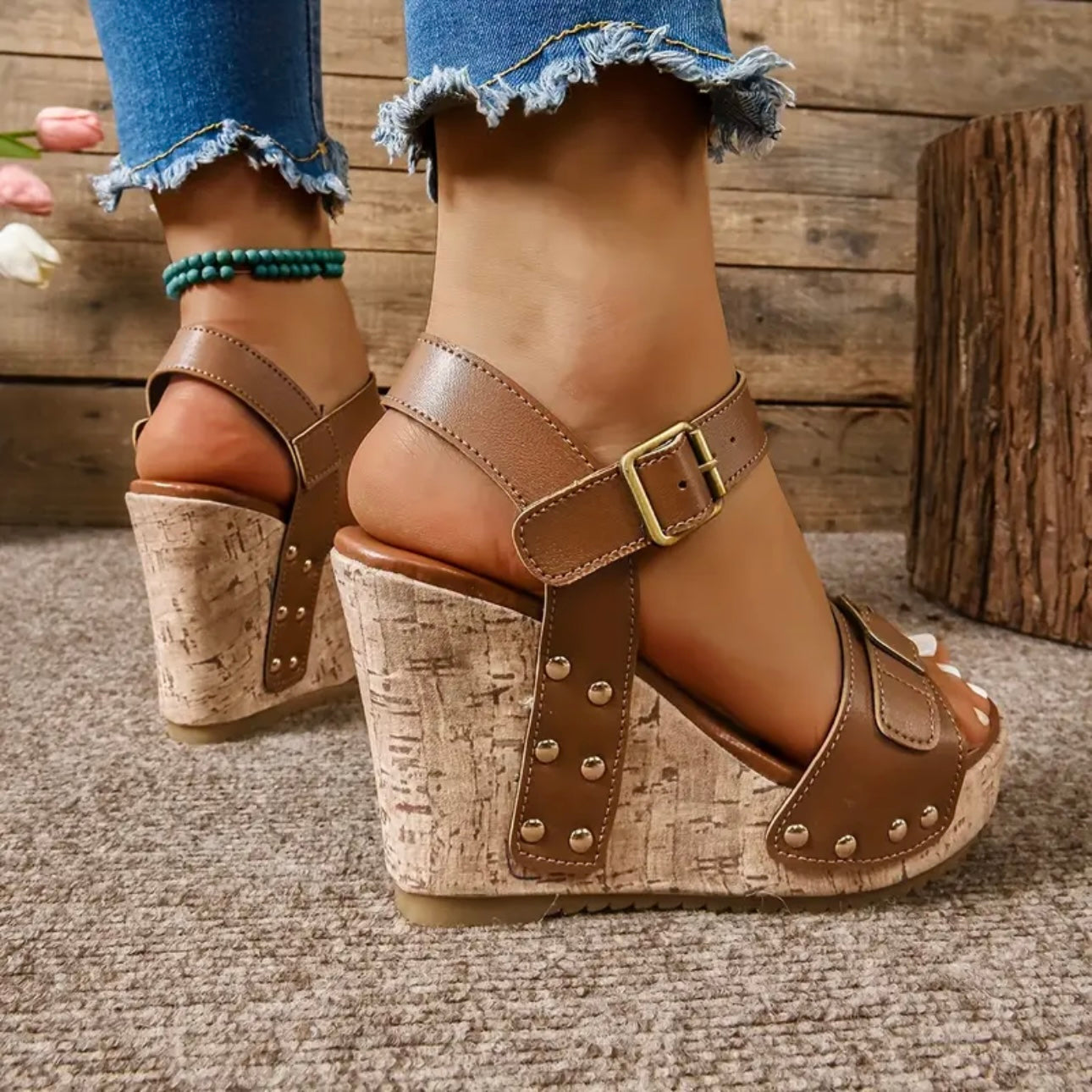 Paloma-City-Wedge